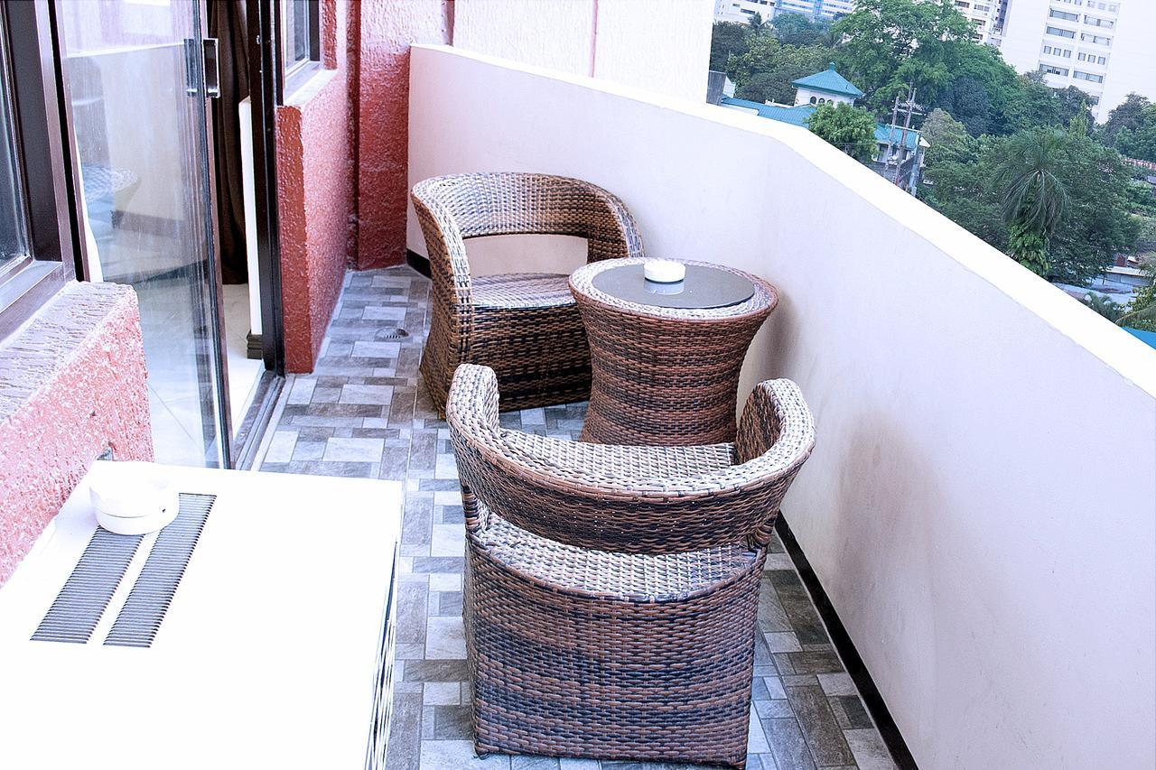 Manila Bay Serviced Apartments Kültér fotó