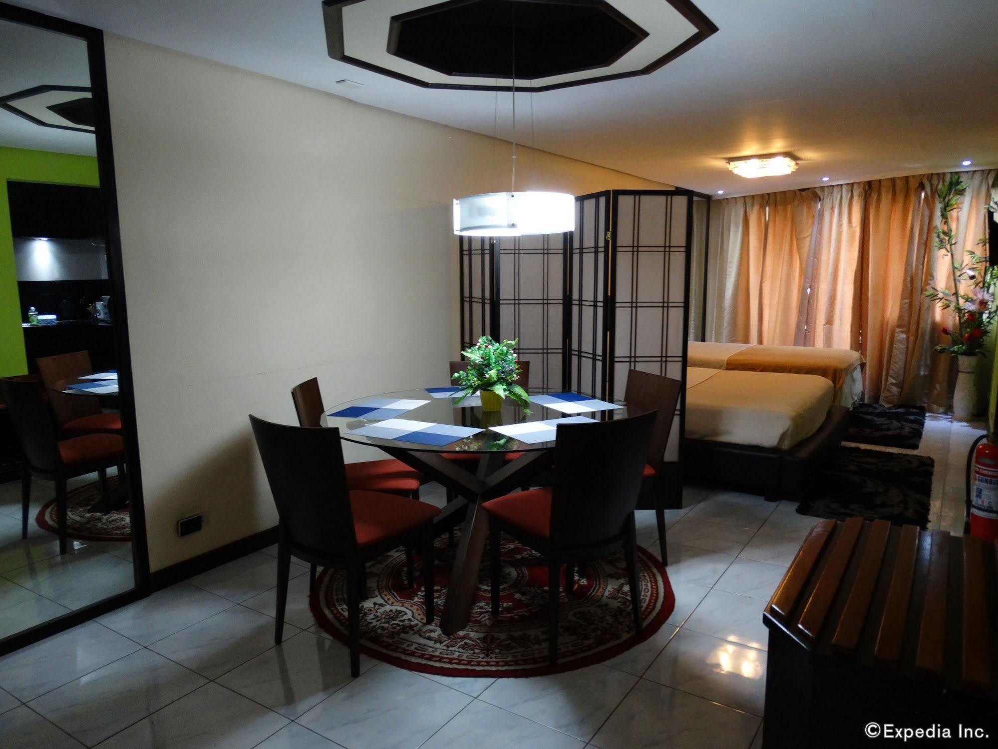 Manila Bay Serviced Apartments Kültér fotó