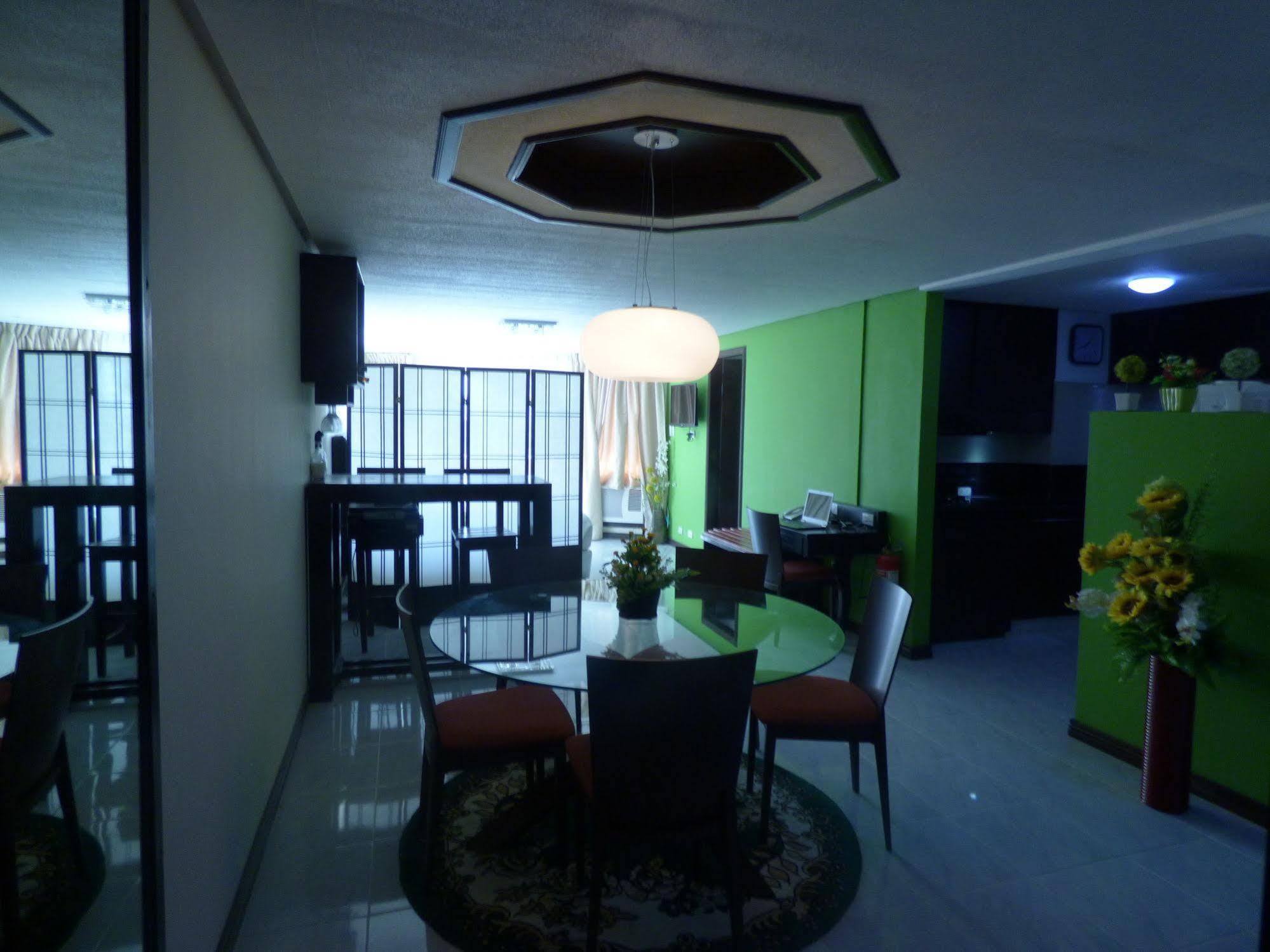 Manila Bay Serviced Apartments Kültér fotó