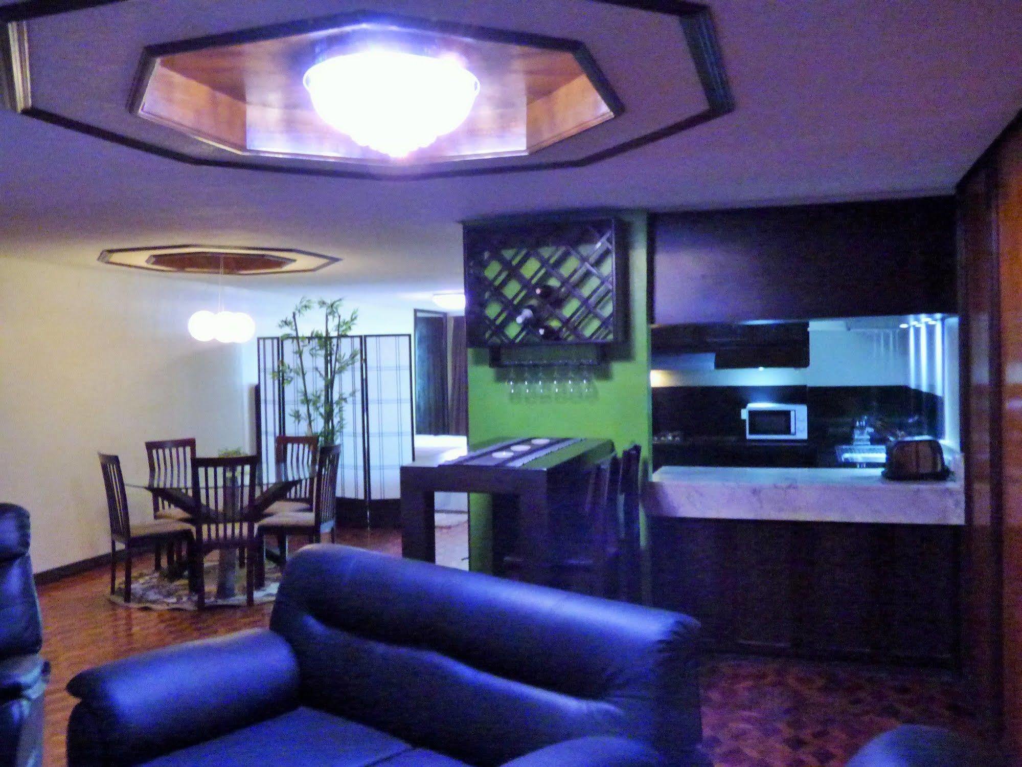 Manila Bay Serviced Apartments Kültér fotó