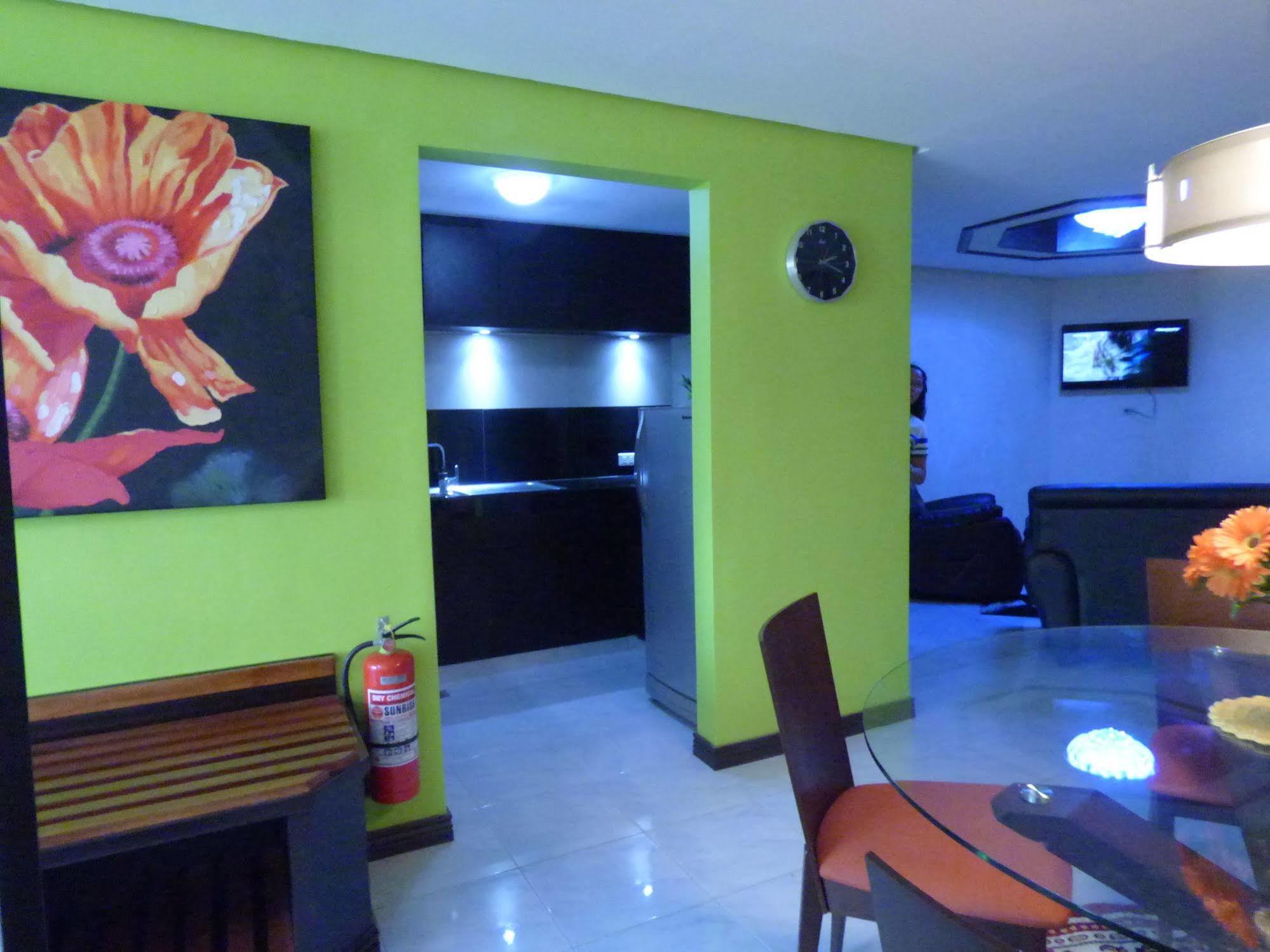 Manila Bay Serviced Apartments Kültér fotó